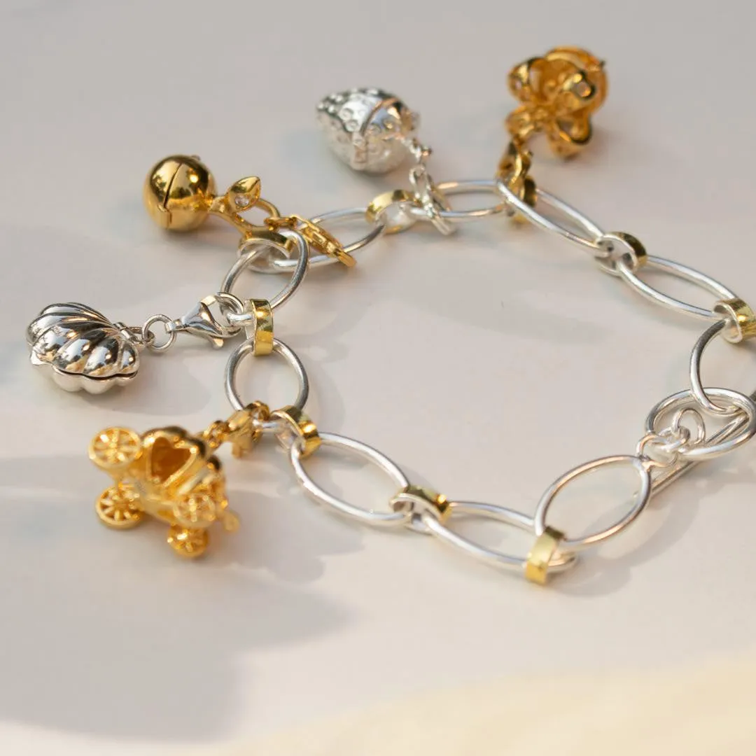 Magical Charm | Shell - Luck - Gold