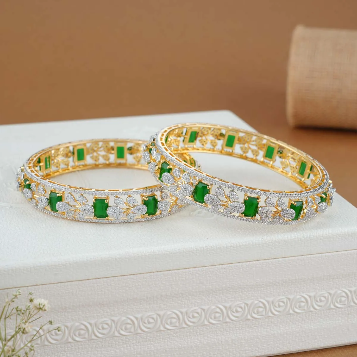 Makshin Diamond Design Bangles