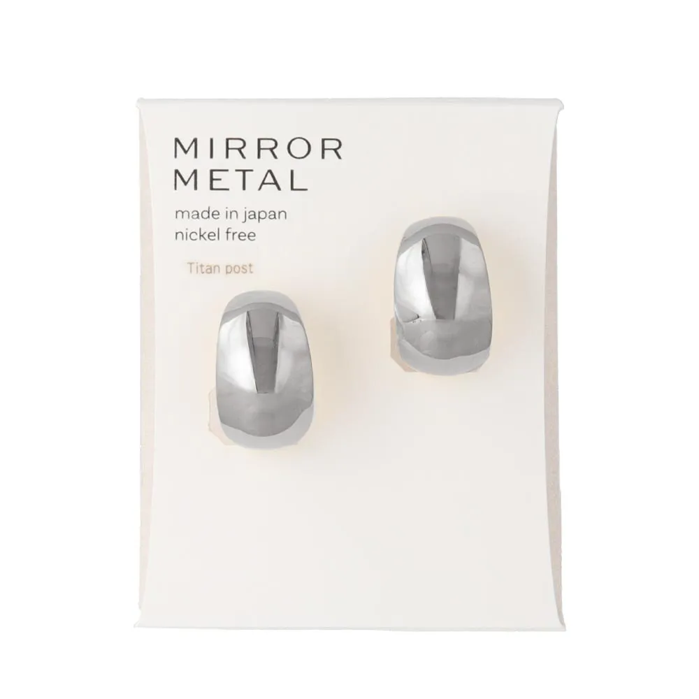 Mirror-Finish Chunky Curl Earrings
