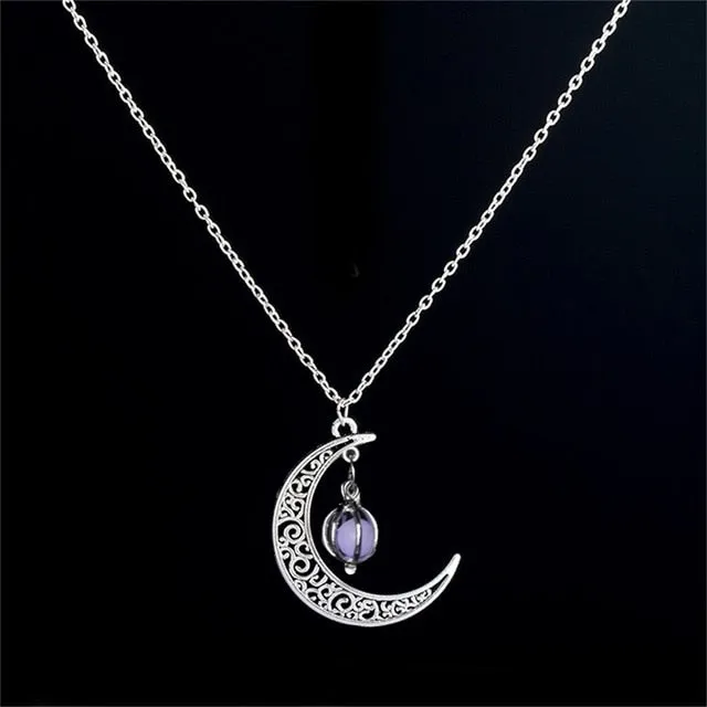 Moon Glowing Necklace