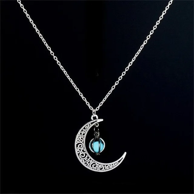 Moon Glowing Necklace