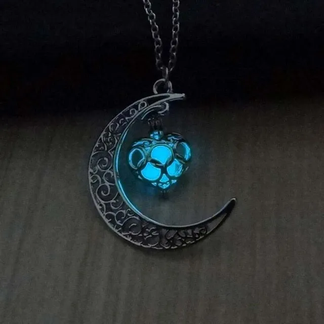 Moon Glowing Necklace