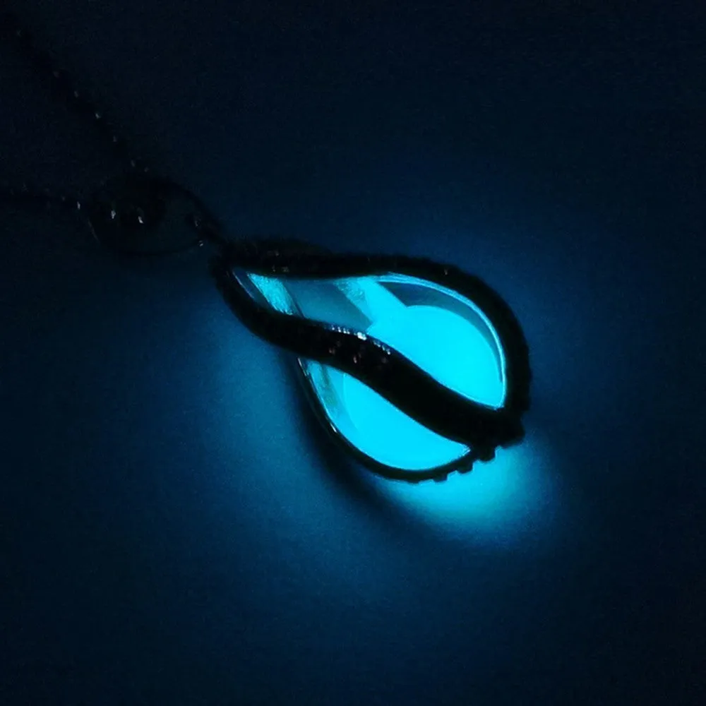 New Water Drop Locket Glow In The Dark Pendant Necklaces Glowing Luminous Stone Beads Vintage Necklaces Halloween Christmas Gift