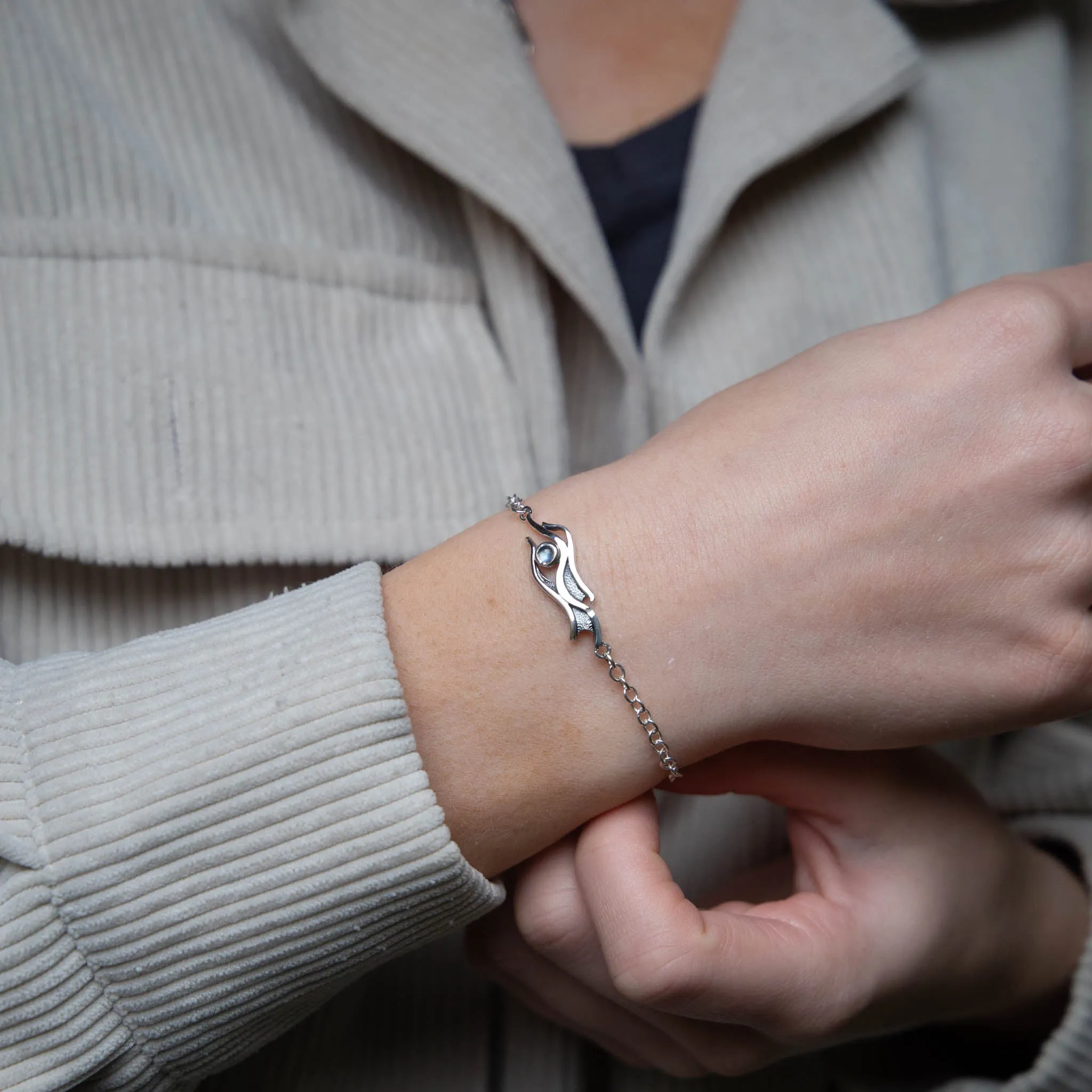 Northern Lights Dancer Chain Bracelet
