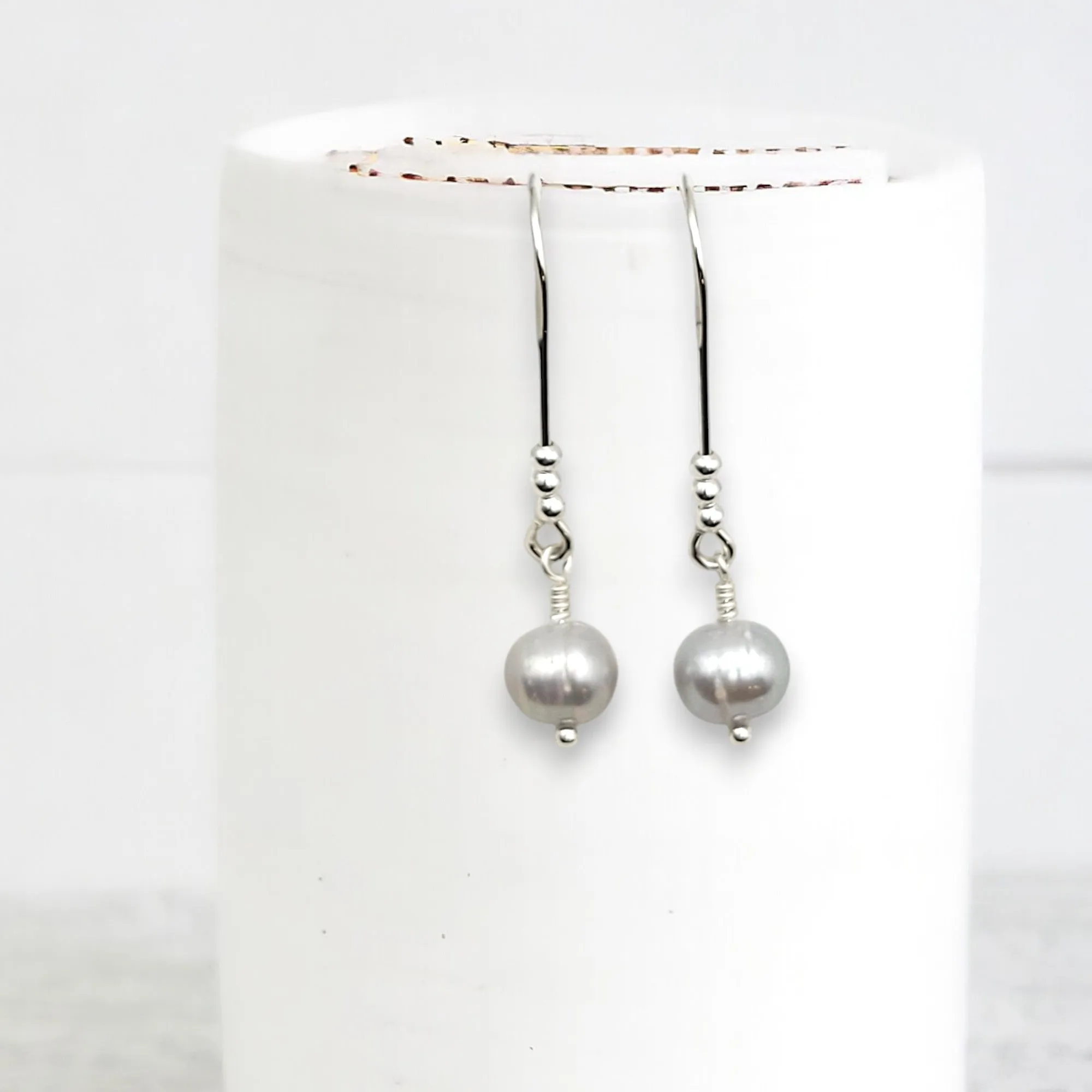 Pearl - Silver & Gray Threader