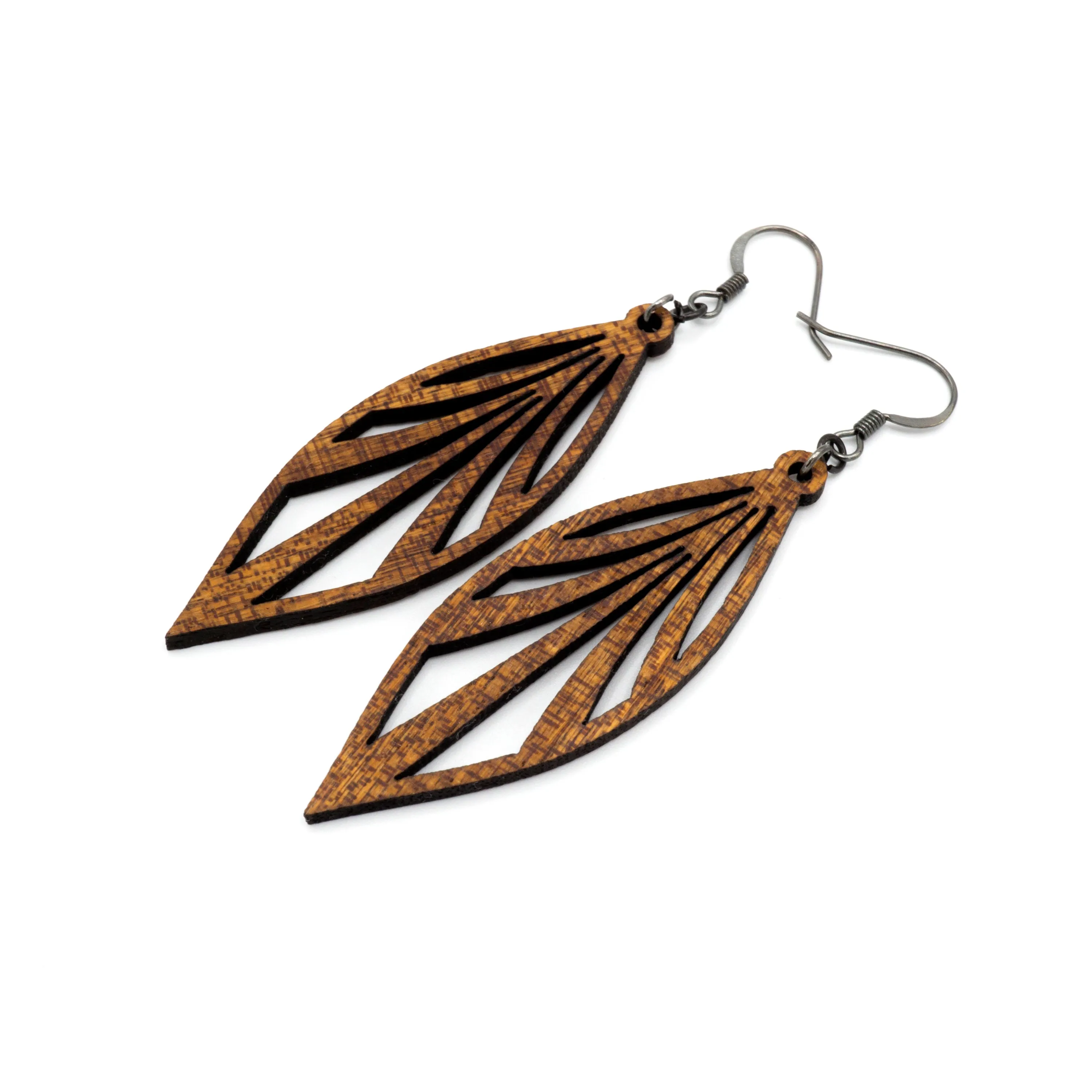 Petal 03 [S] // Wood Earrings - Sapele