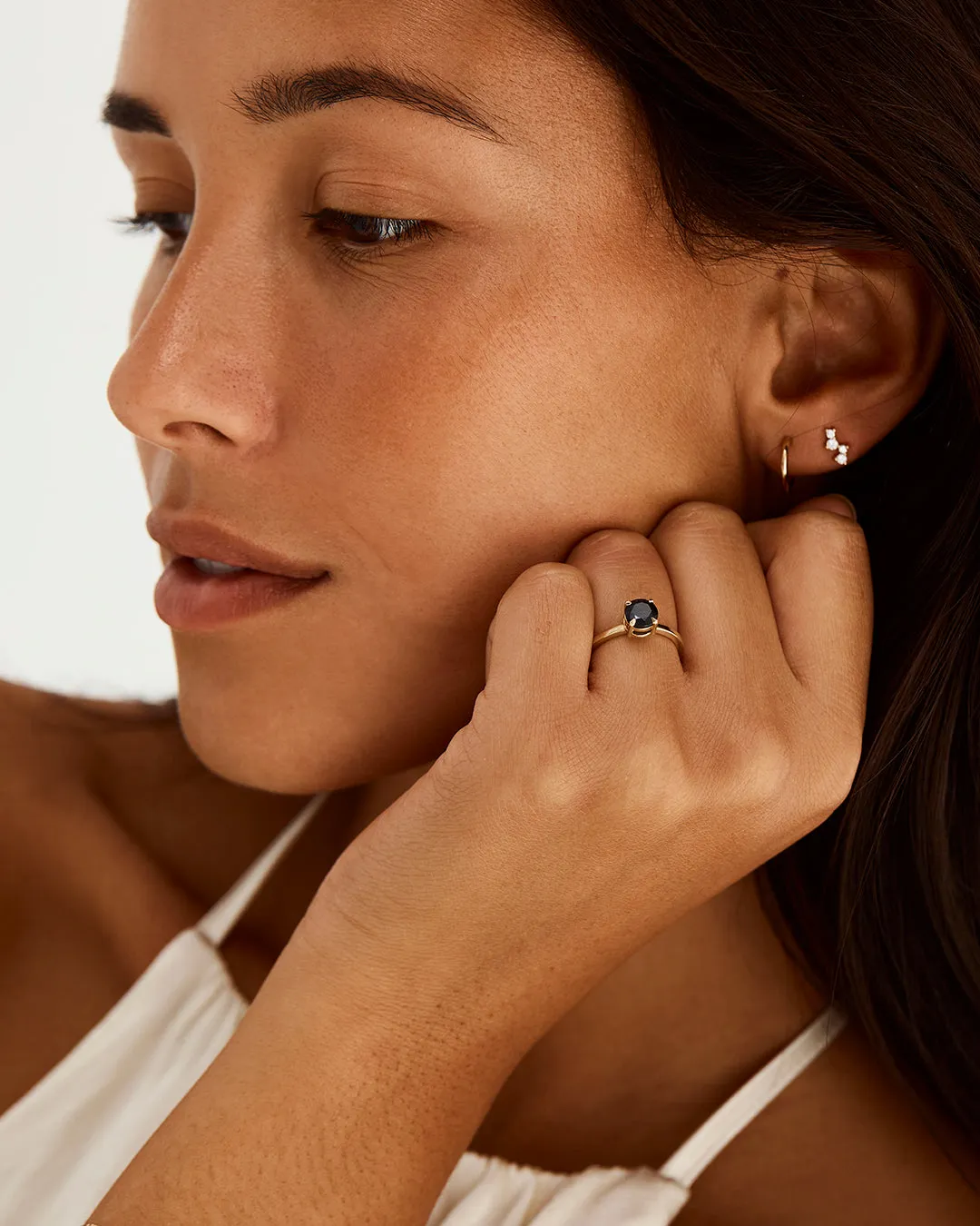 Petite Una Round Solitaire | Australian Sapphire
