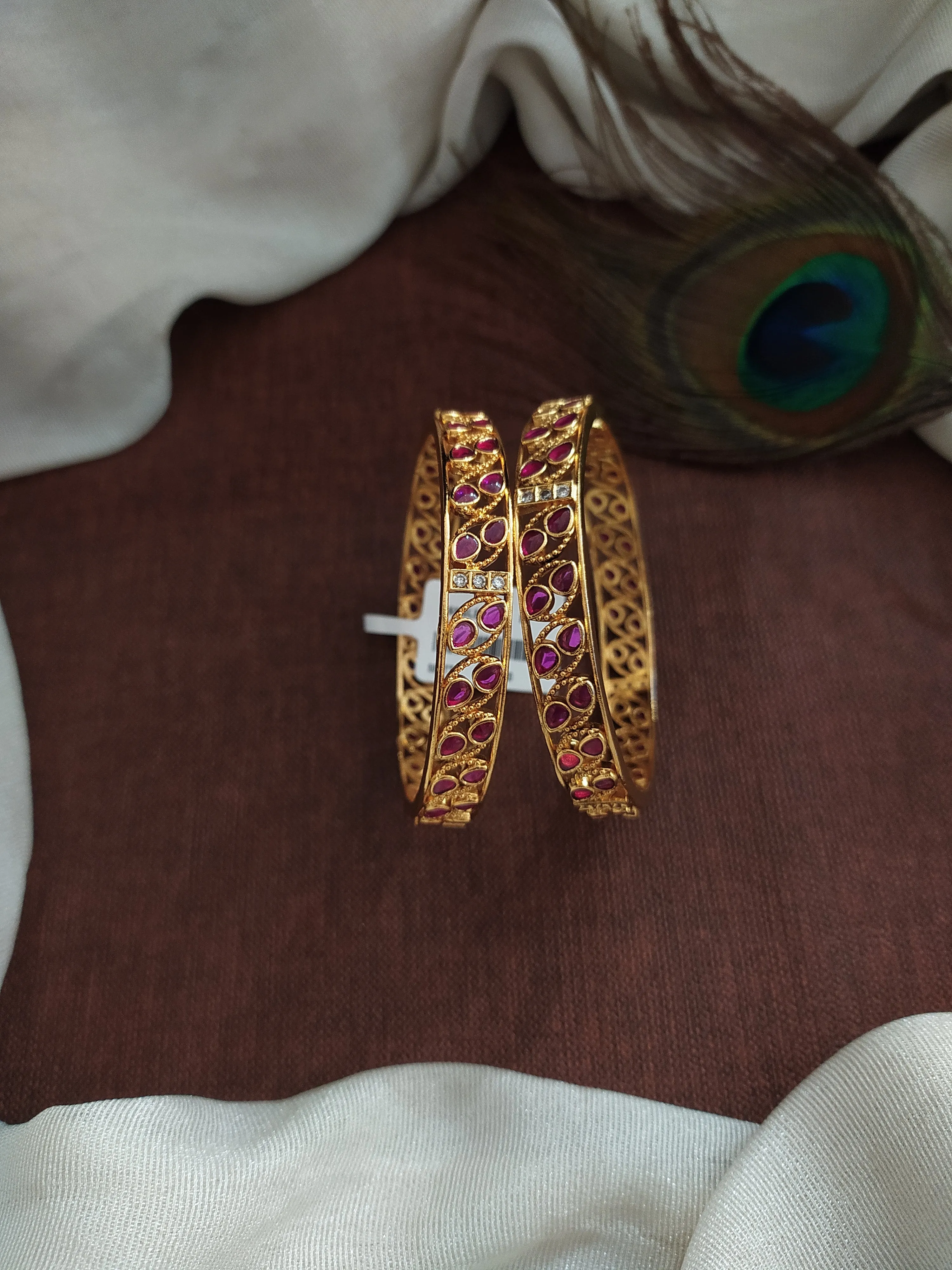 "Classic Antique Kemp Bangles in Standard Sizes"