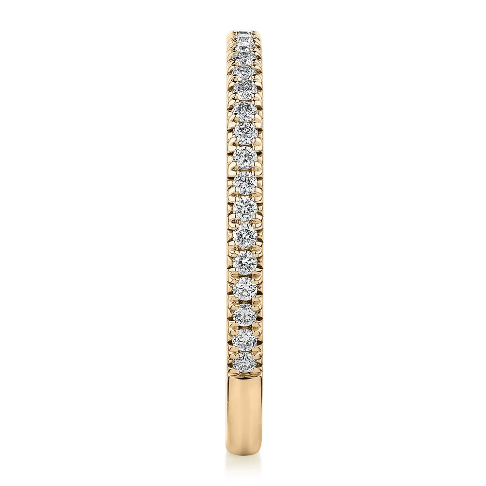 Signature Simulant Diamond 0.23 carat* TW round brilliant wedding or eternity band in 14 carat yellow gold