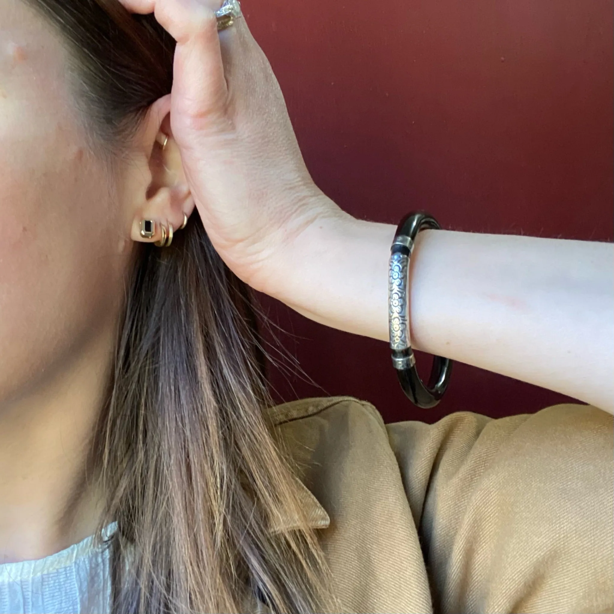 Sophisticated Vintage Studs in Black & Gold