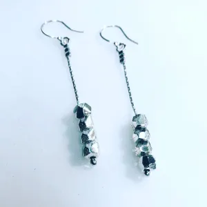 Stack chain mini facets earrings