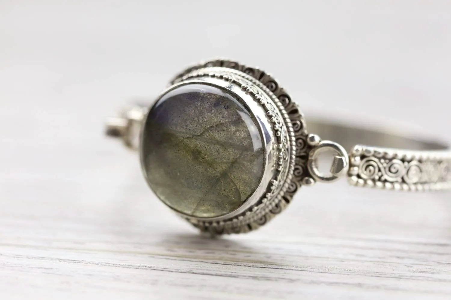 Stone of Magic Labradorite Bracelet