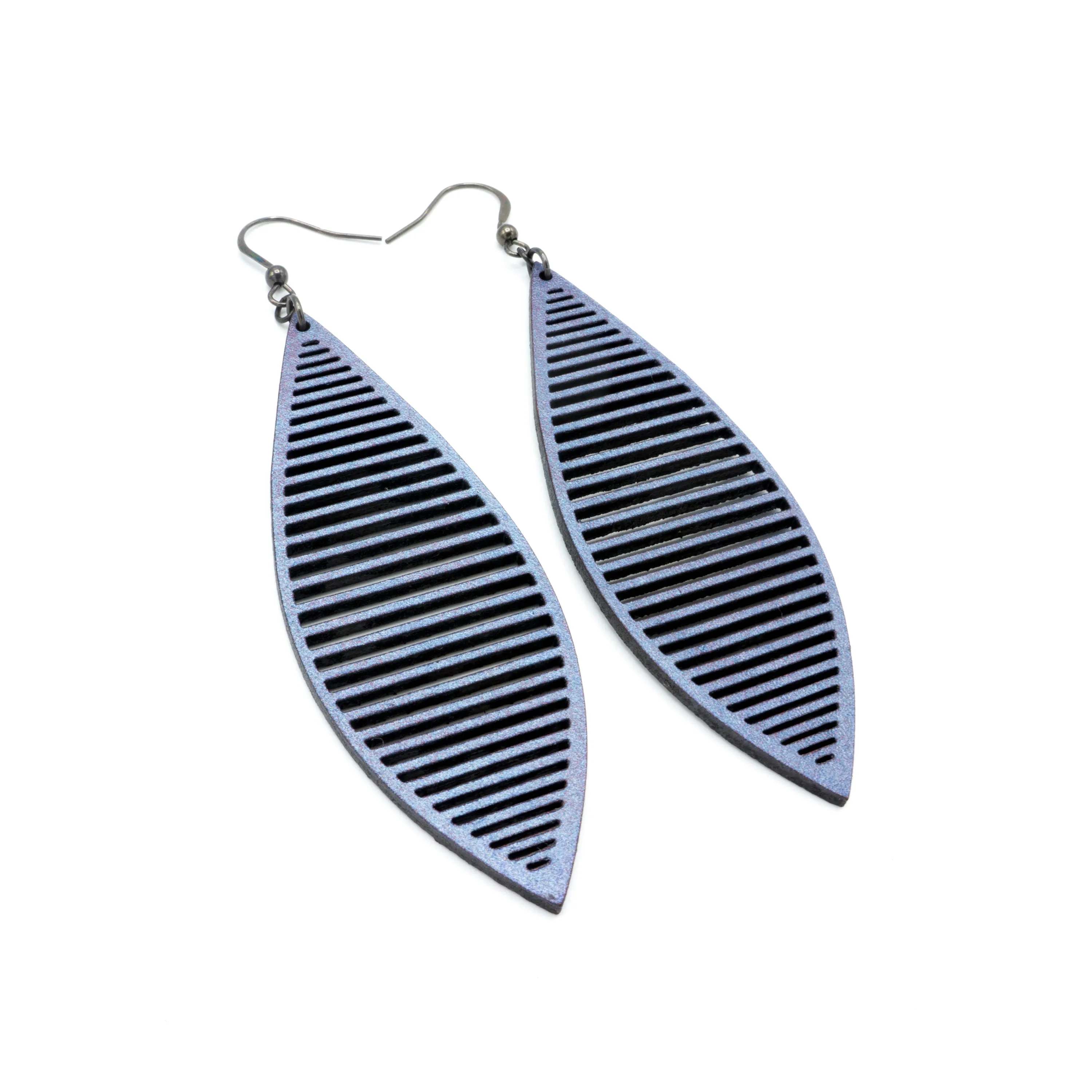 Terrabyte 11_3 // Leather Earrings - Purple Pearl
