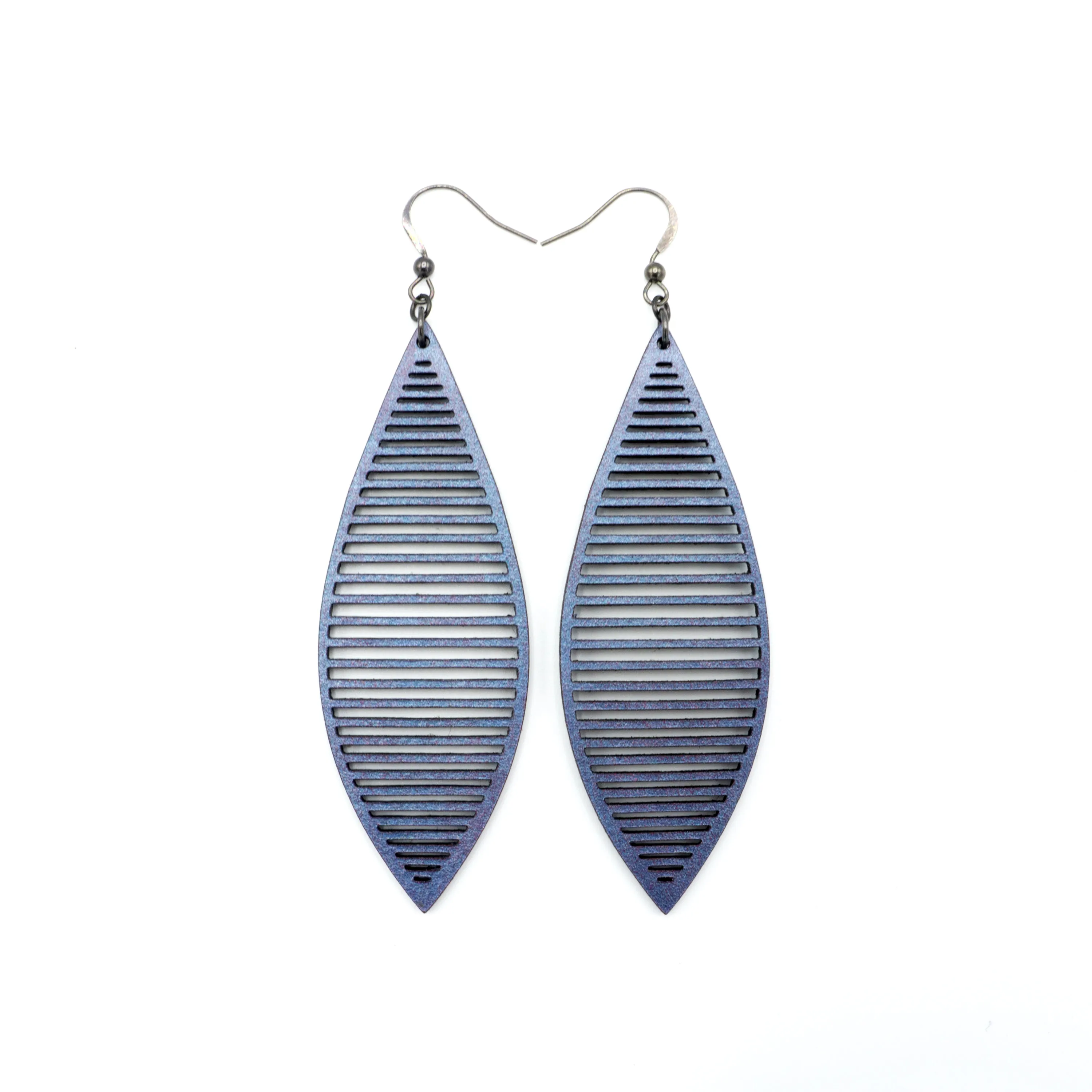 Terrabyte 11_3 // Leather Earrings - Purple Pearl