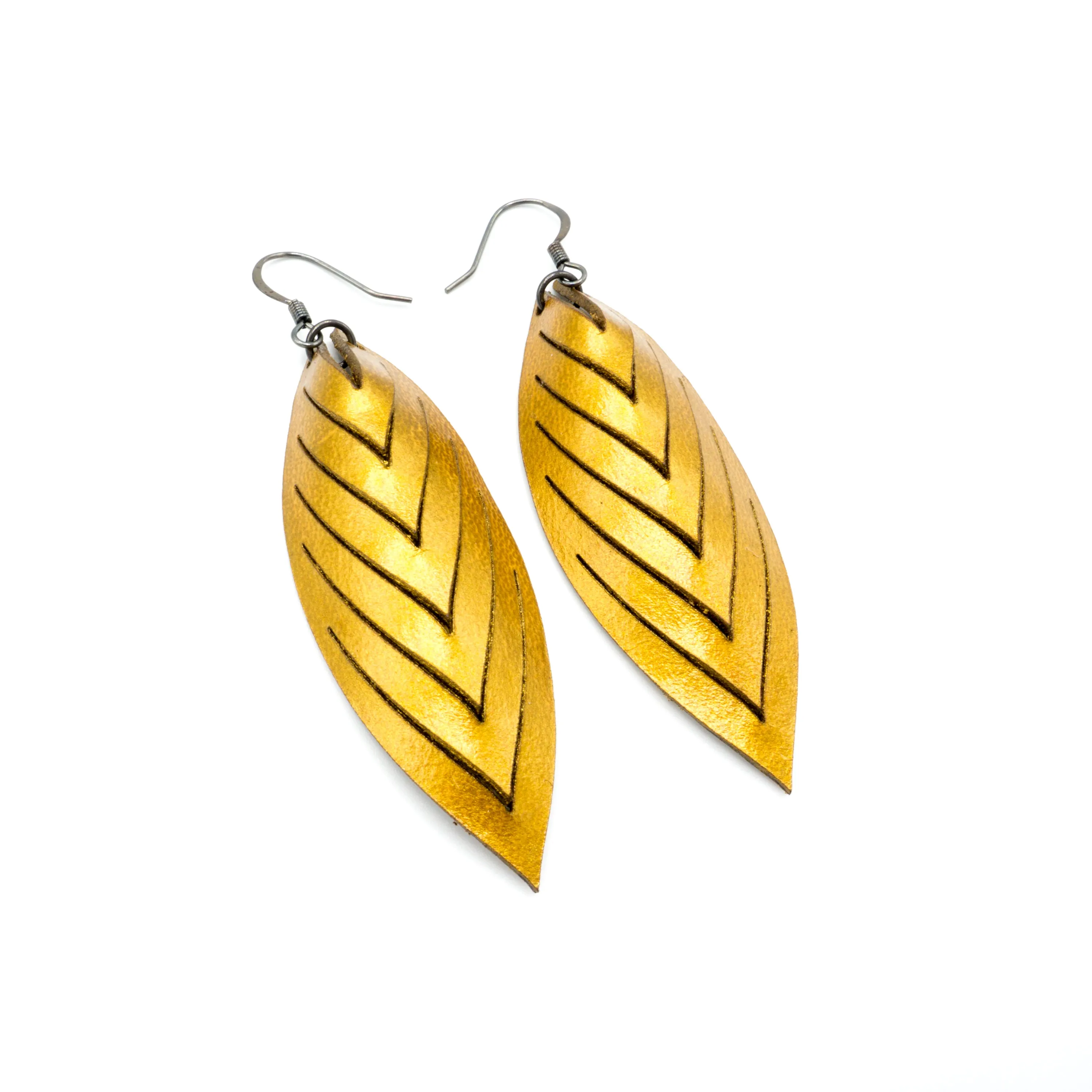 Terrabyte 14 [M] // Leather Earrings - Gold