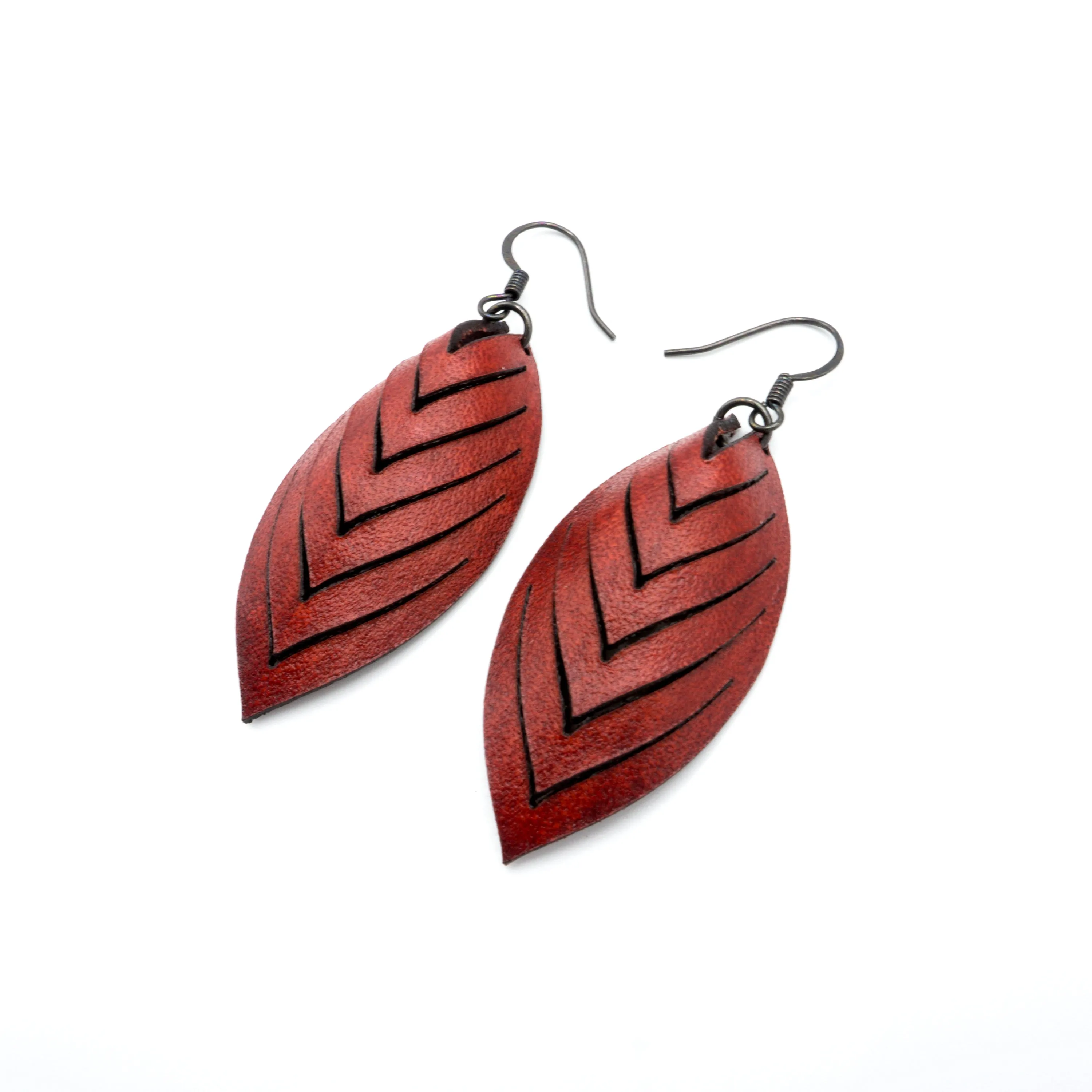 Terrabyte 14 [S] // Leather Earrings - Red