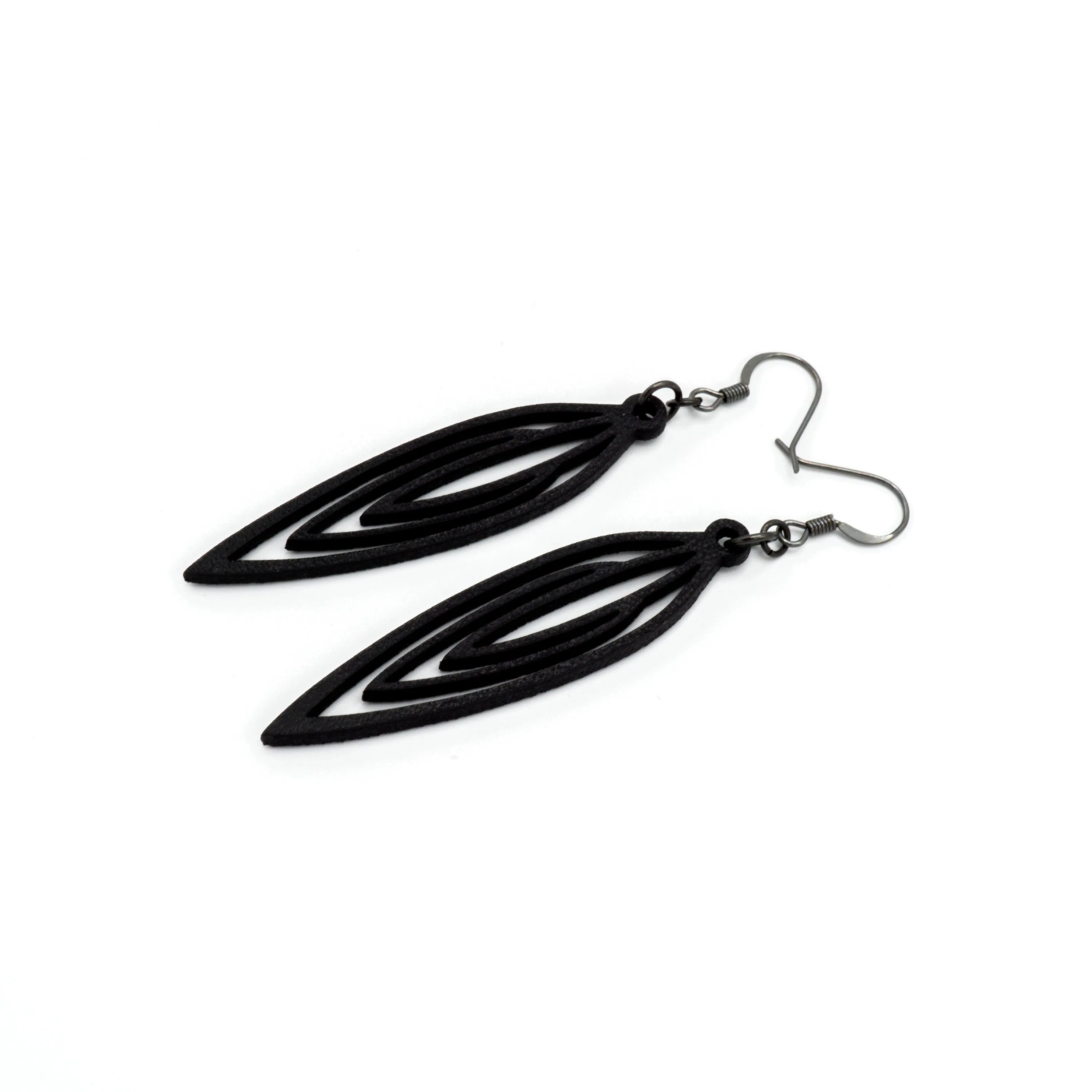 Totem 01 [S] // Leather Earrings - Black