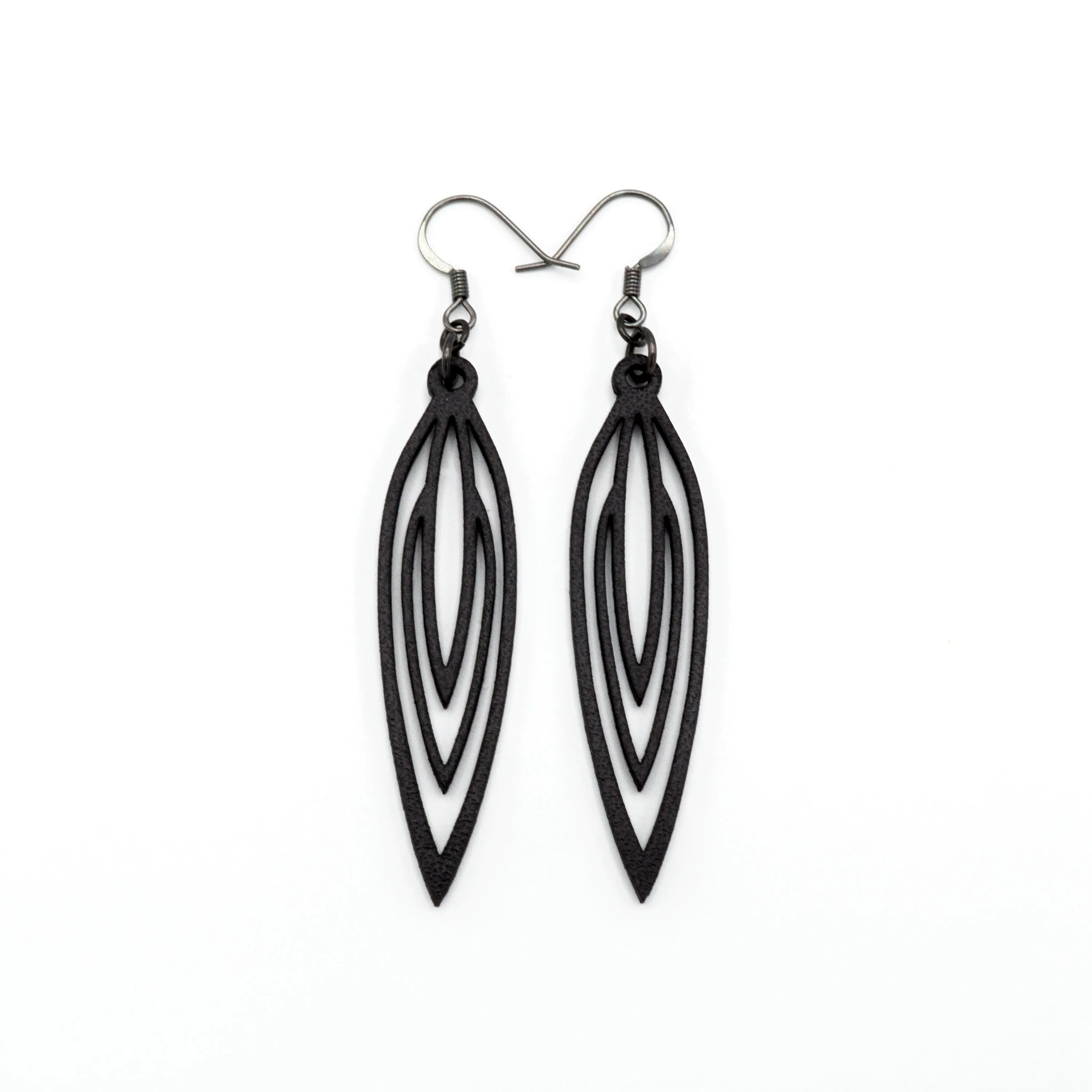 Totem 01 [S] // Leather Earrings - Black