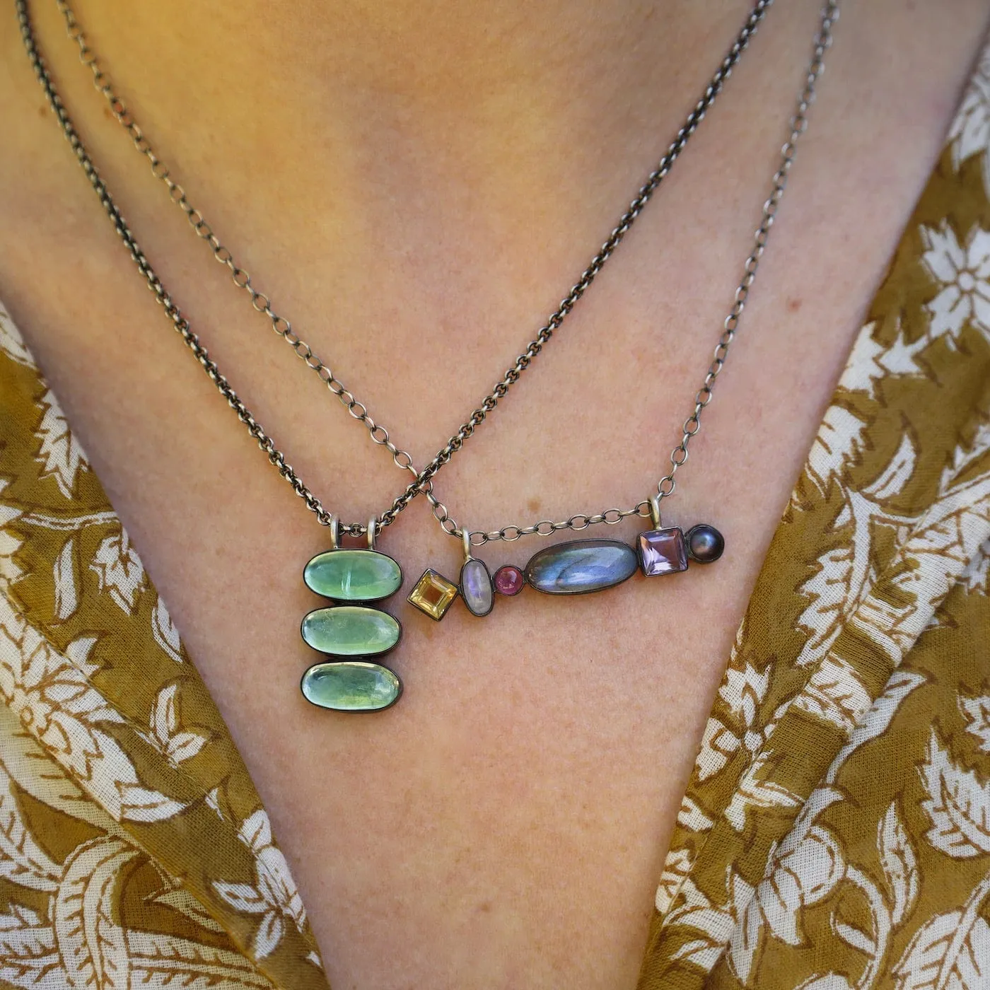 Triple Glowing Apatite Oval Cabochon Pendant Necklace