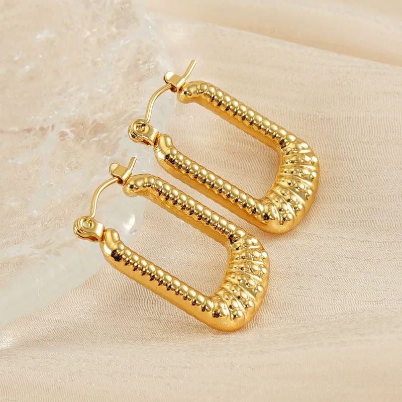 U Shaped Gold Hoop Earring JLT12914
