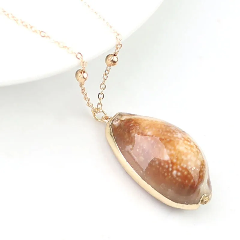 Vibrant Bohemian Summer Beach Conch Seashell Charm Necklace