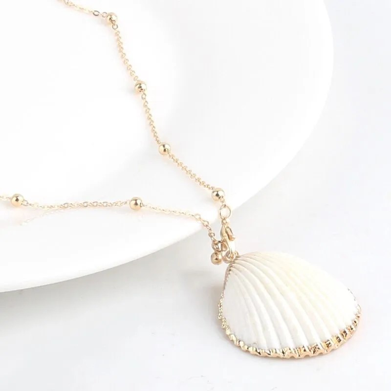 Vibrant Bohemian Summer Beach Conch Seashell Charm Necklace