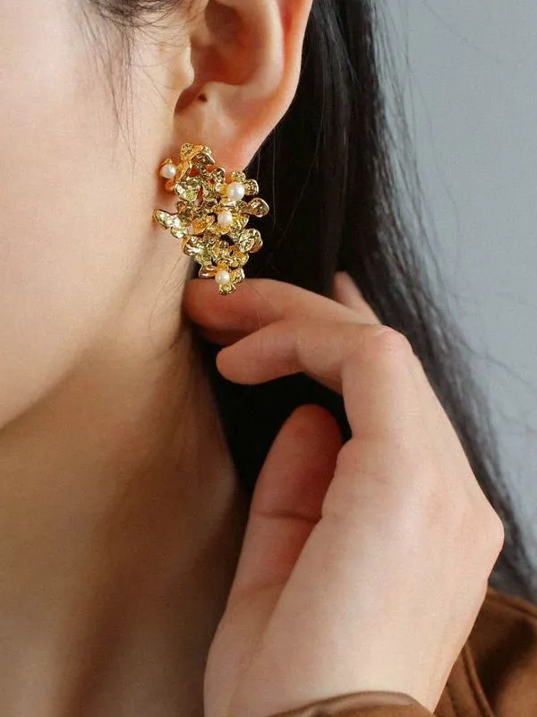 Vintage Flower Pearl Earrings