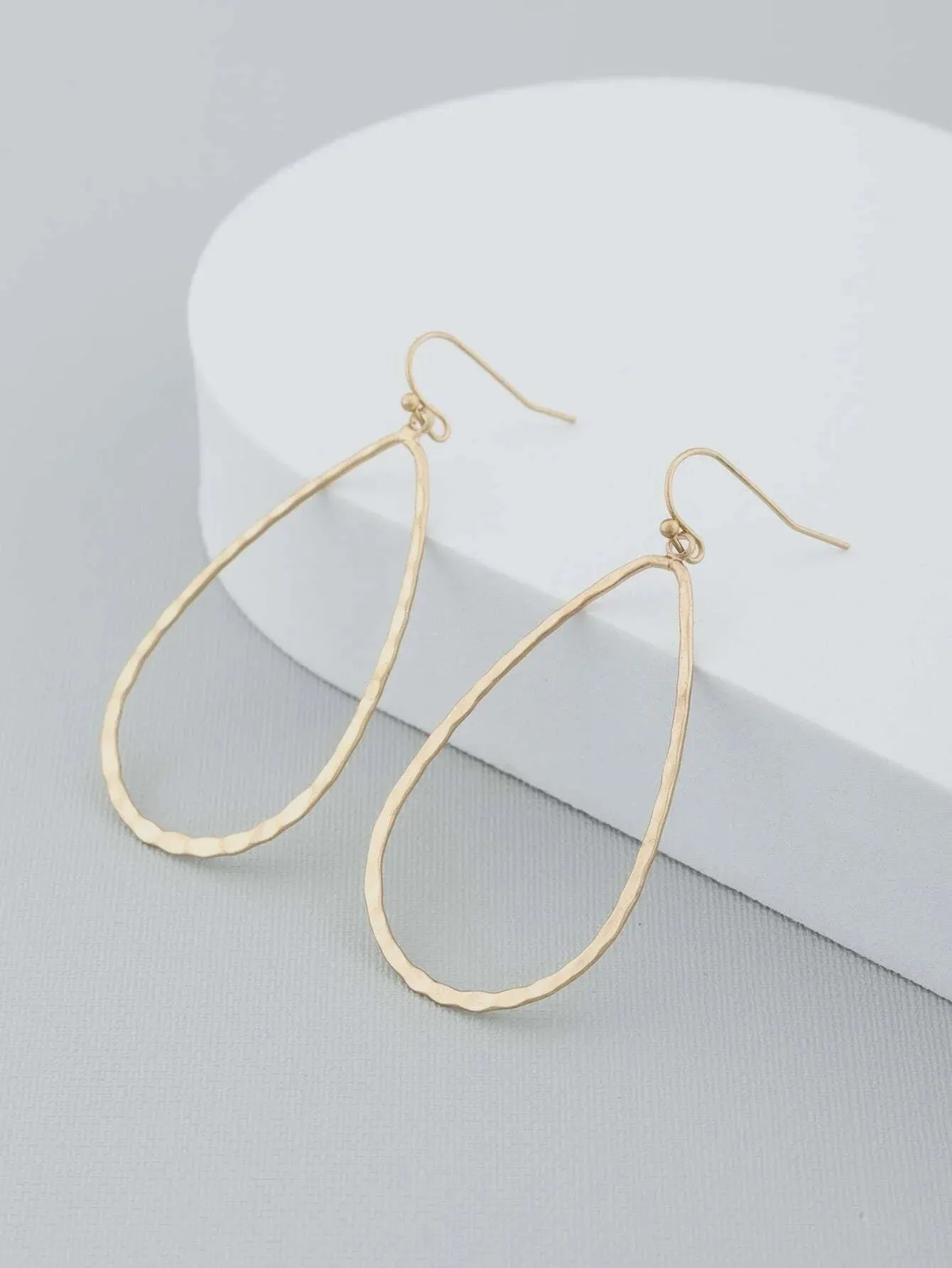 WATER DROP EARRING GOLD