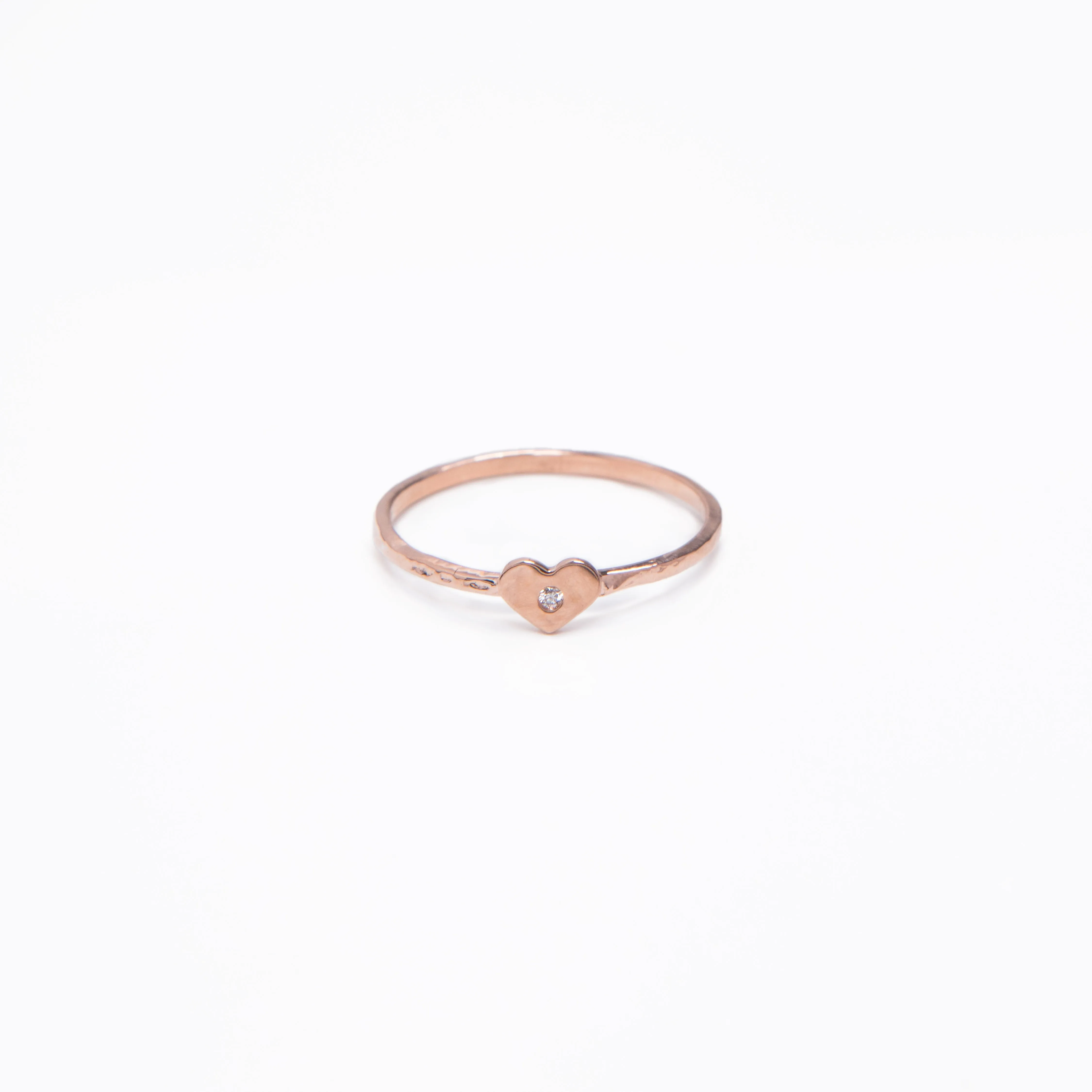 WD24 - Tiny Heart Ring