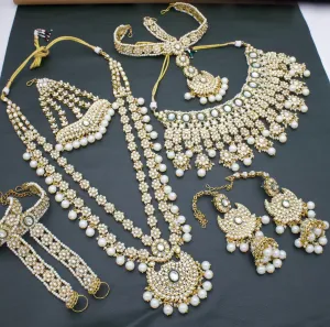 White Heavy Kundan Bridal Jewellery Set