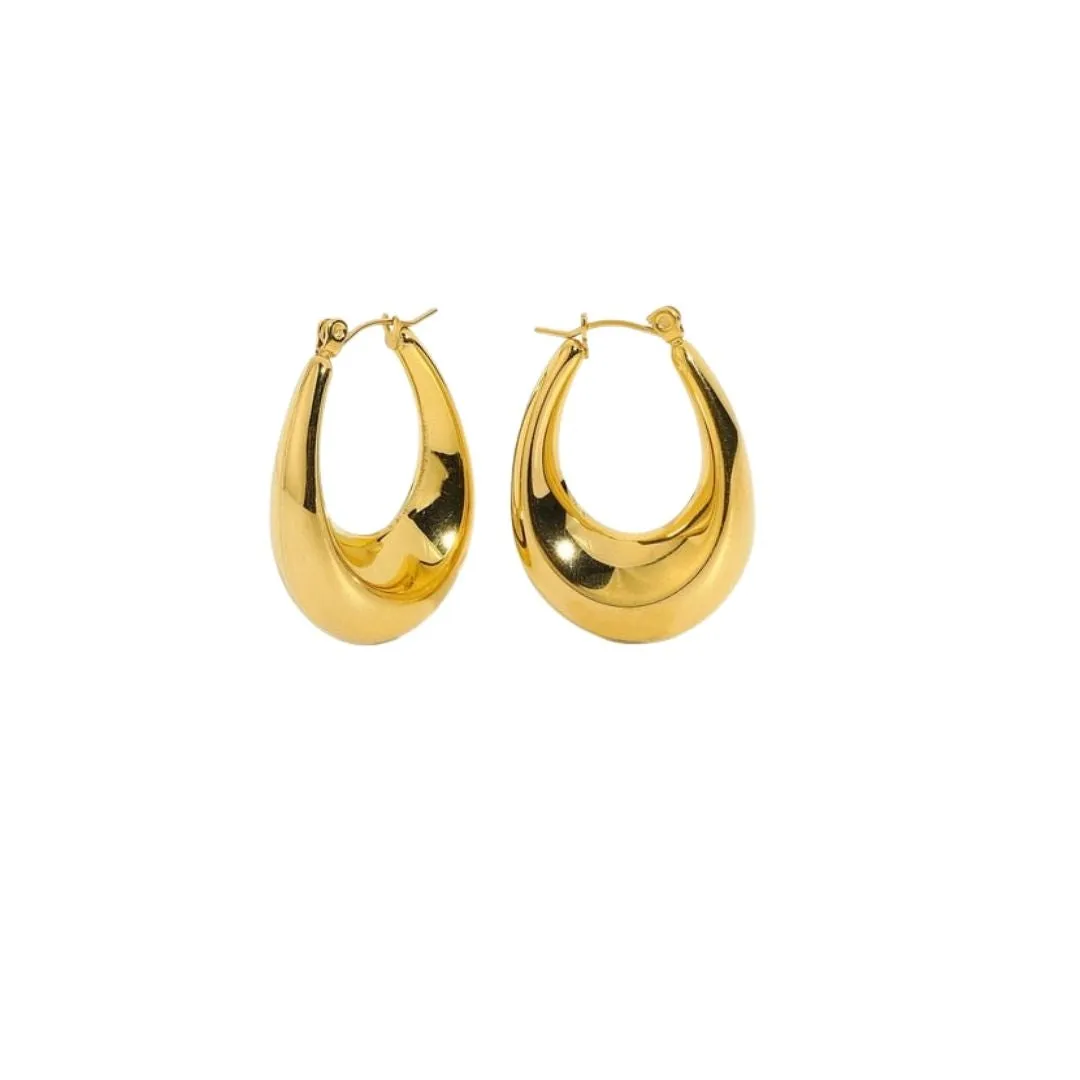 Zora Chunky Oval Hoop Earrings